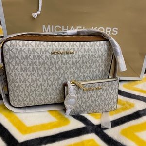 Brand new authentic MK KS Coach